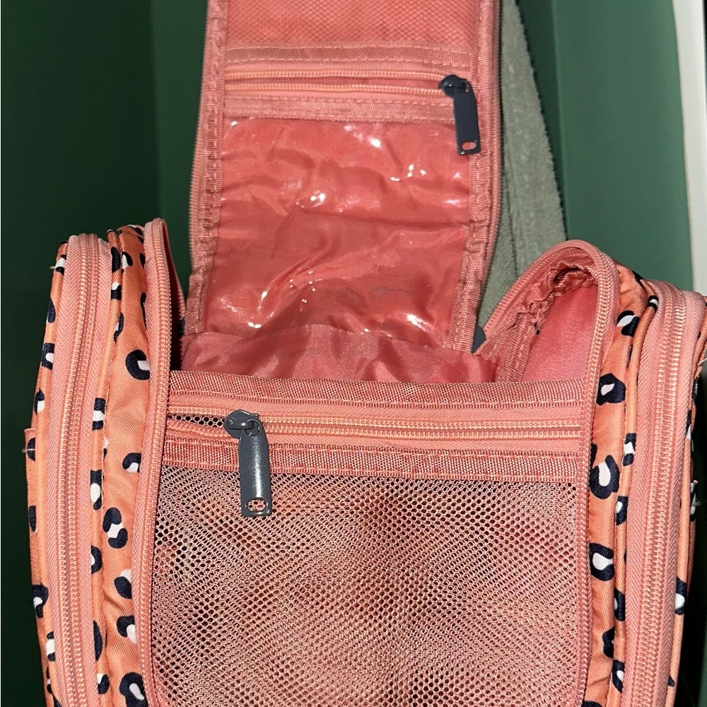 Amazon Pink-Orange Medium Leopard Print Travel Bag - image 8
